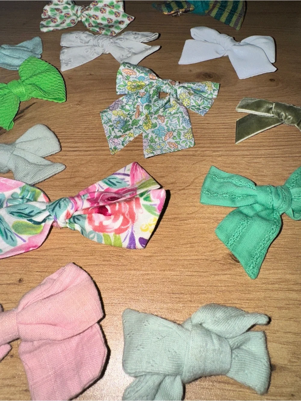 Handmade Kids Bow Clip Set — Assorted Green, White, Pink Floral